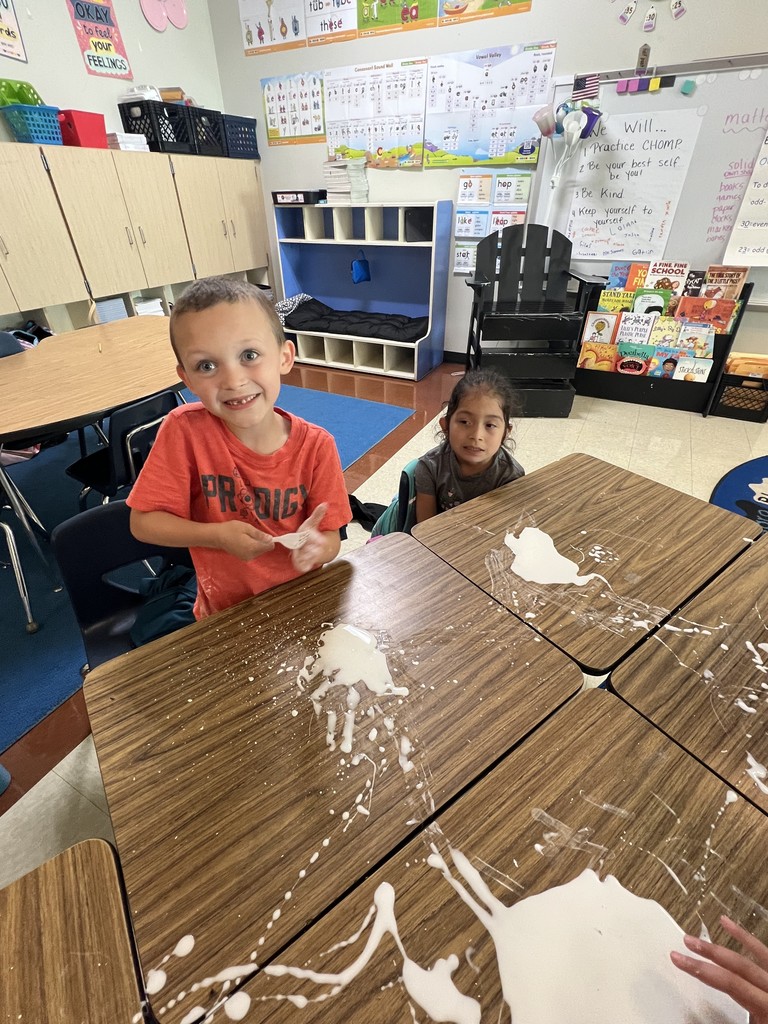 Second grade did a matter experiment this week! Is it a liquid, is it a solid…it’s oobleck!