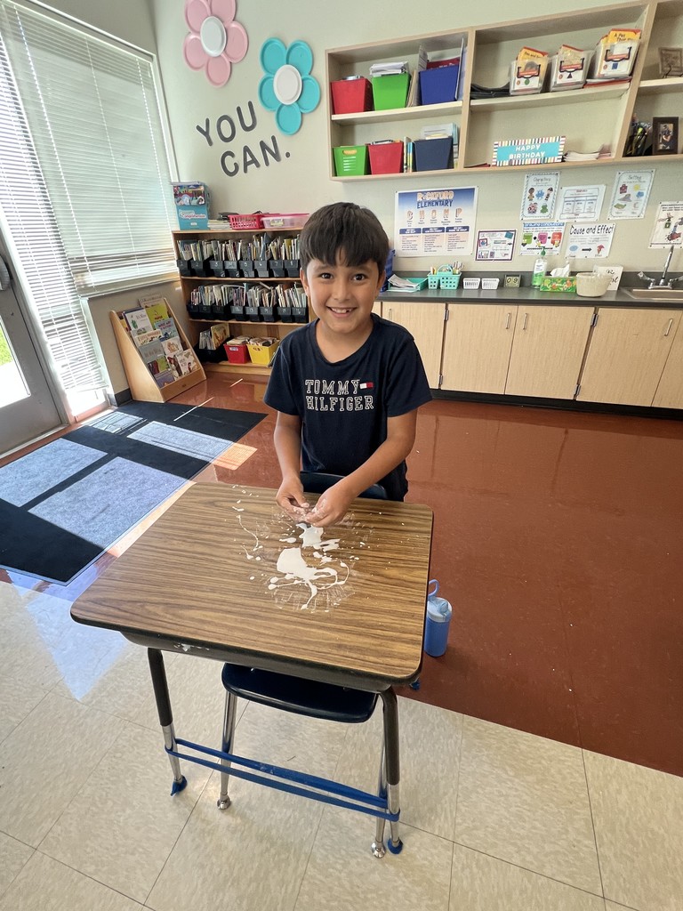 Second grade did a matter experiment this week! Is it a liquid, is it a solid…it’s oobleck!
