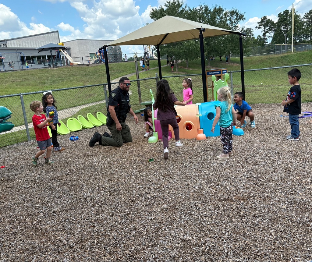Our Pre-K Gators are having a blast on the playground! 🐊☀️ Lots of smiles, laughter, and fun as they enjoy their playtime together. 💛