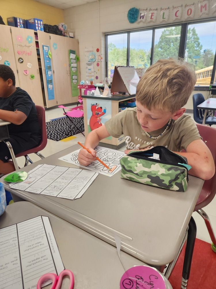 students working on their foldables