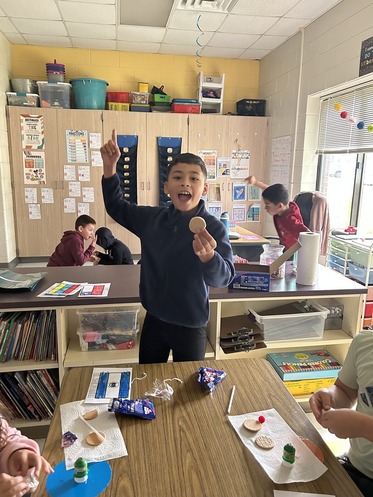 students trying new foods