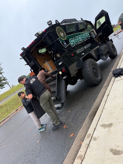 Today, the Surry County Sheriff’s Office visited Rockford Elementary’s third grade to help us learn more about community helpers.
