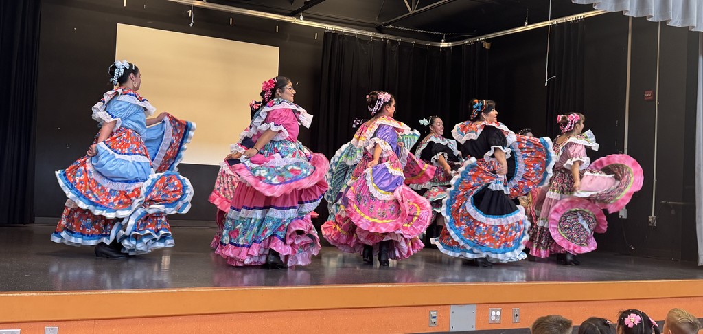 The Ballet Folklorico of The Mount Airy Museum of Regional History