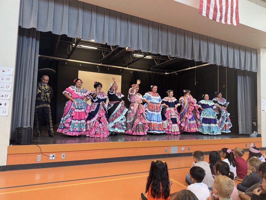 The Ballet Folklorico of The Mount Airy Museum of Regional History