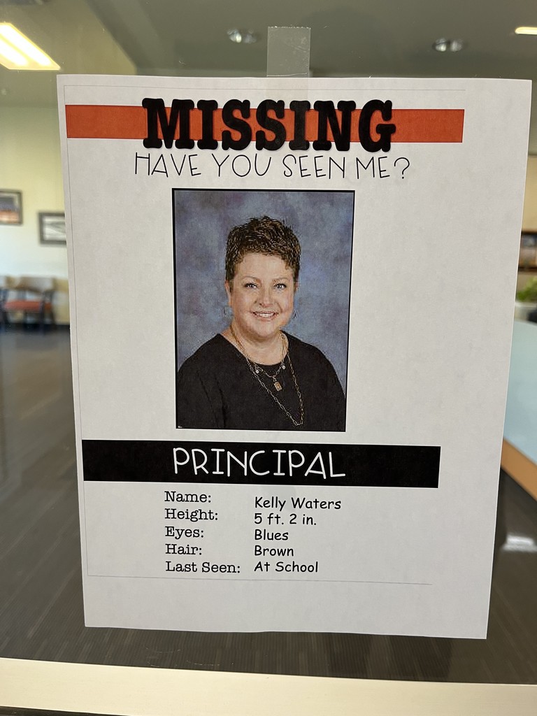 Mrs. Simmons' class became detectives this week as they worked hard to draw conclusions and solve the mystery of who kidnapped the principal!
