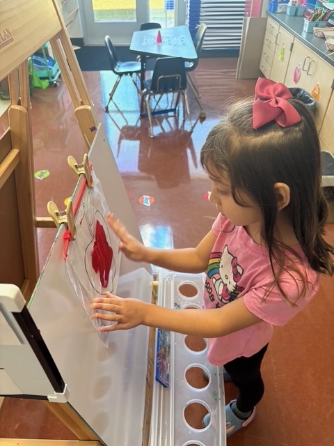 Pre-K finger painting apples