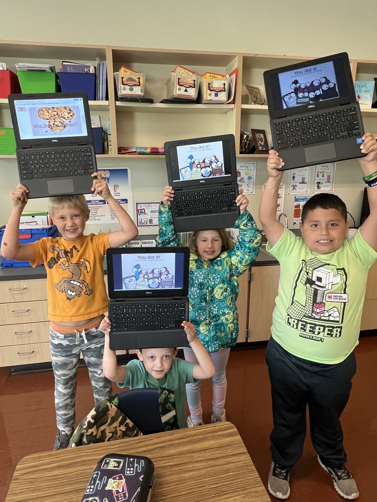 Mrs. Simmons' class completed a math escape room this morning!