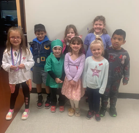 Students dressed up as their dream jobs on Tuesday for Red Ribbon Week! 