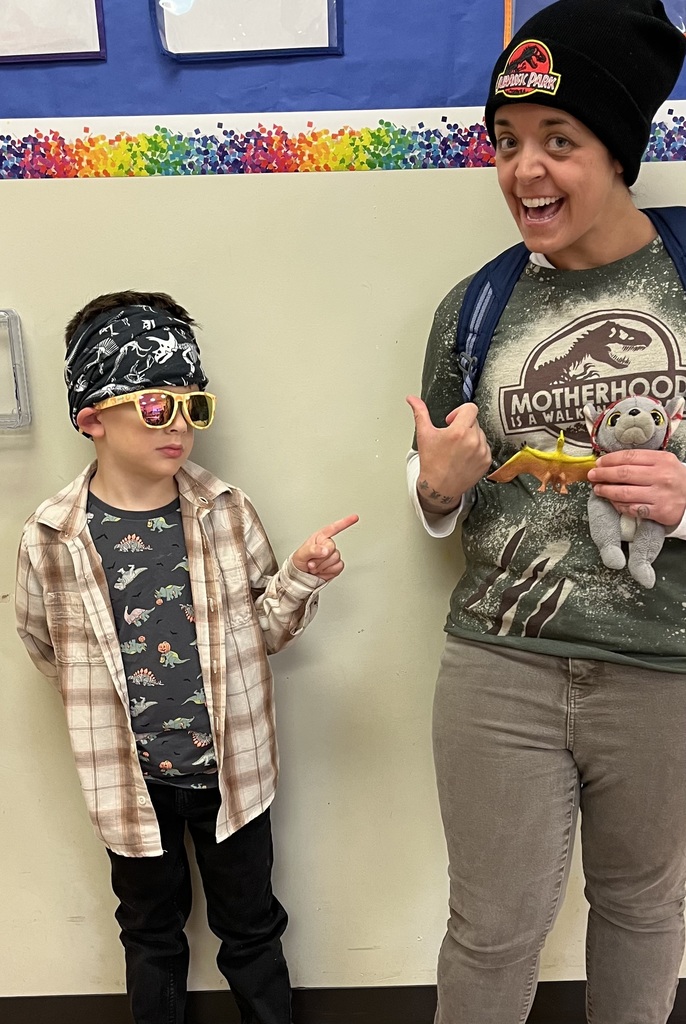 Students Dress like a teacher-Teachers dress as students