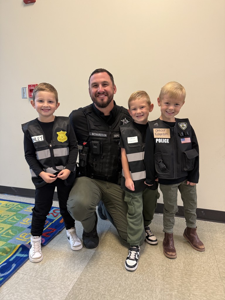 Students Dress like a teacher-Teachers dress as students