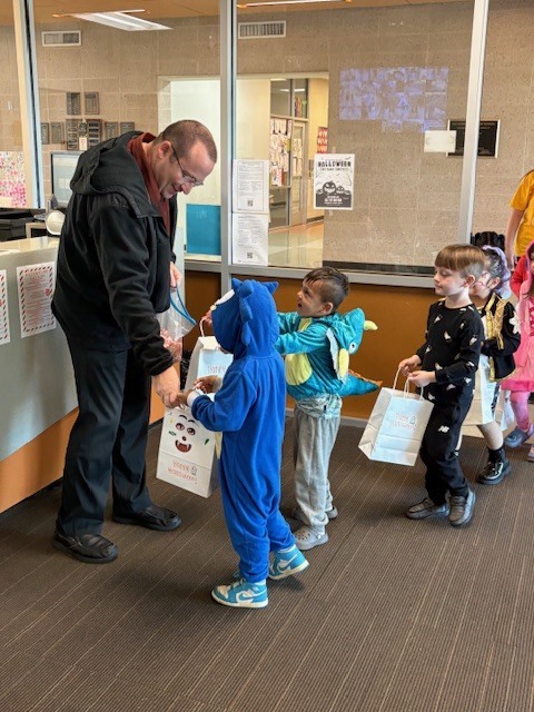 ChatGPT said:  🎃 Ms. O’s Pre-K Class Went Trick-or-Treating! 🍬