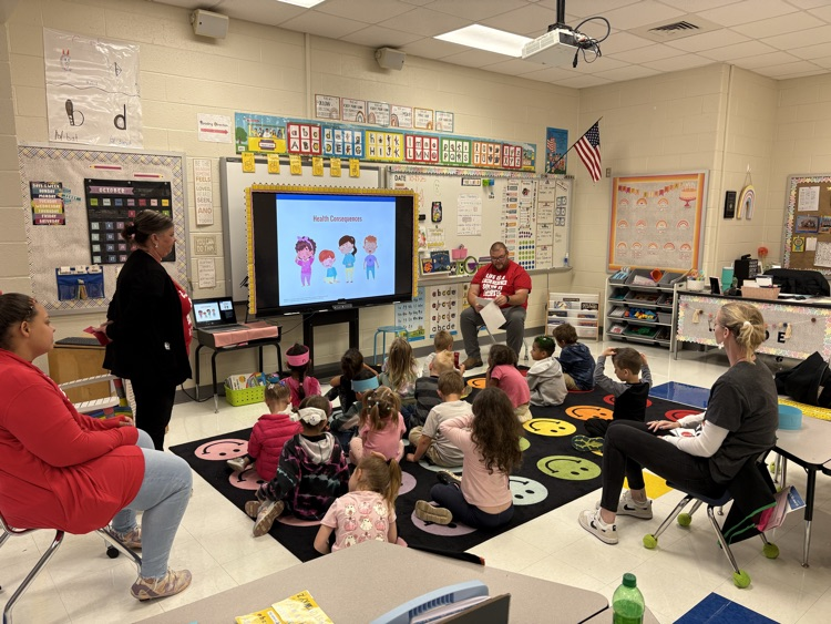 kinder watching presenters 