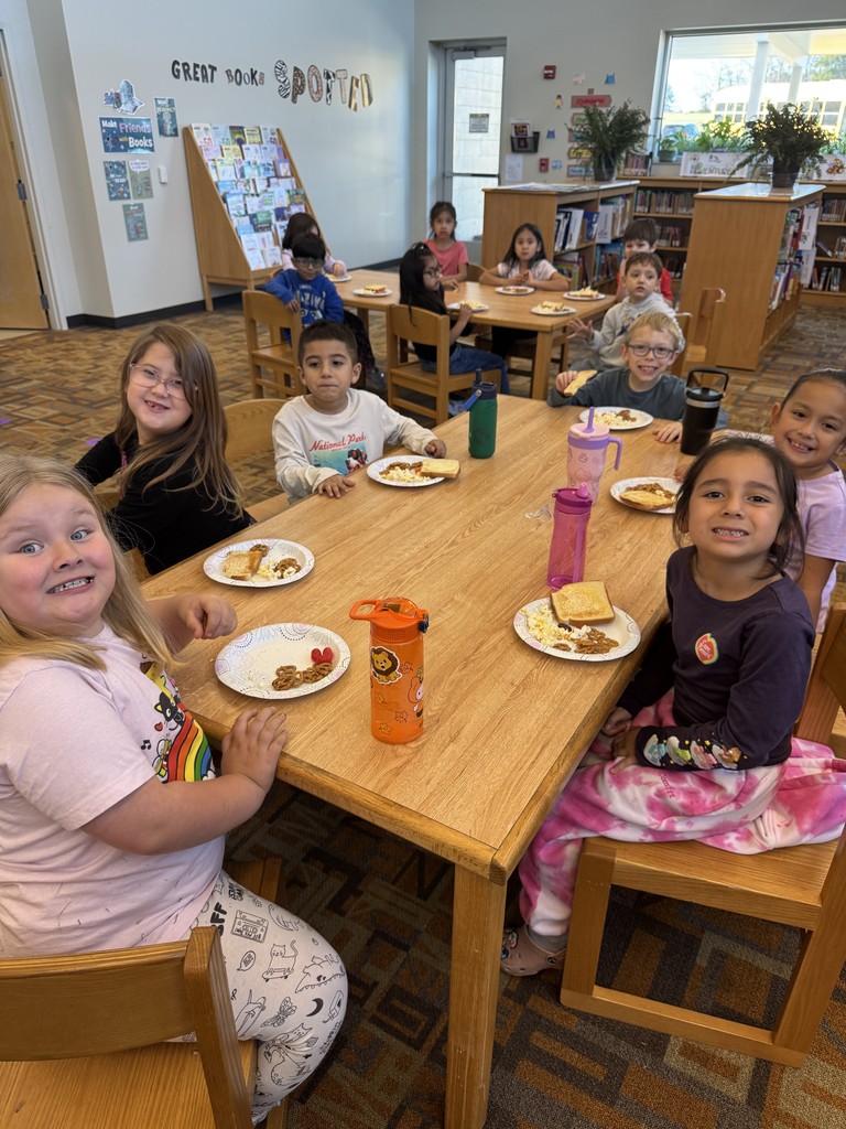 The first graders had a wonderful surprise when Mrs. Flippin shared the classic story A Charlie Brown Thanksgiving.