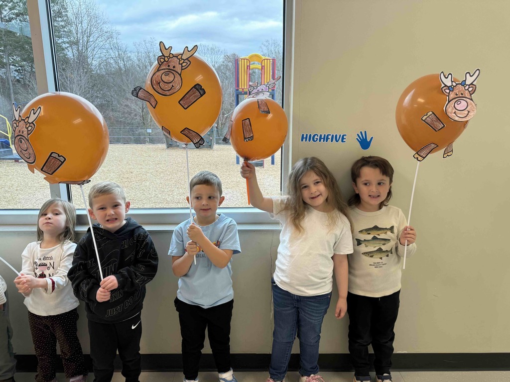 Our kindergarteners brought the magic of the Macy’s Thanksgiving Day Parade to Rockford Elementary today!
