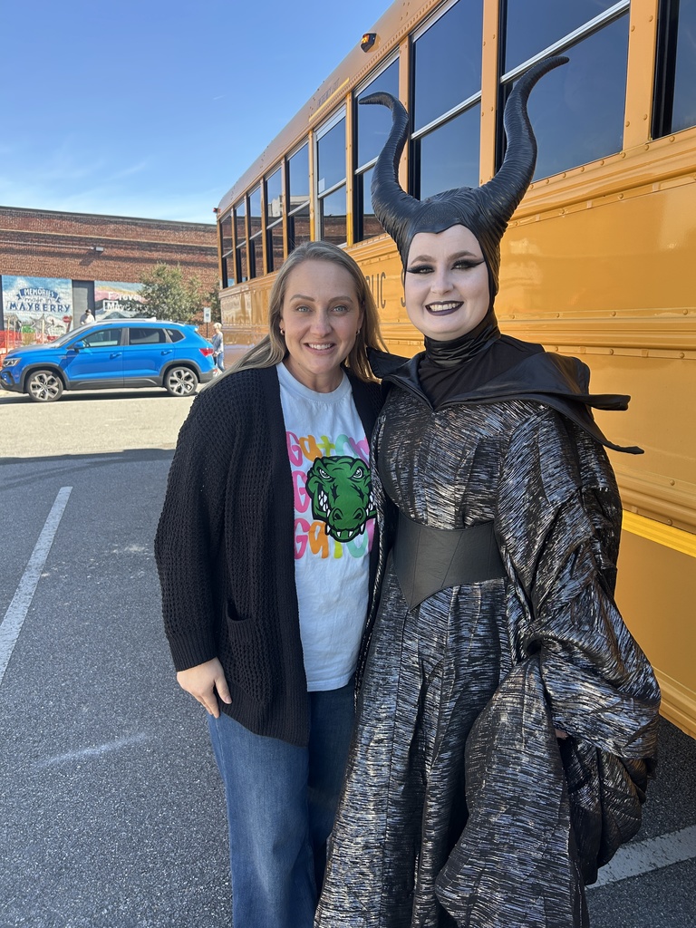 Our 4th and 5th grade students enjoyed a special trip to the Andy Griffith Playhouse to see Disney’s Descendants: The Musical!   A highlight of the show was seeing our very own music teacher, Maddie Robertson, on stage as Maleficent—what a fun and memorable experience for our students! 
