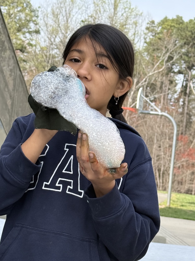 This month the science club learned about rainbows!  They talked about how and when they are formed and discovered some interesting facts!  They then went outside and made their own rainbows!  So much fun!