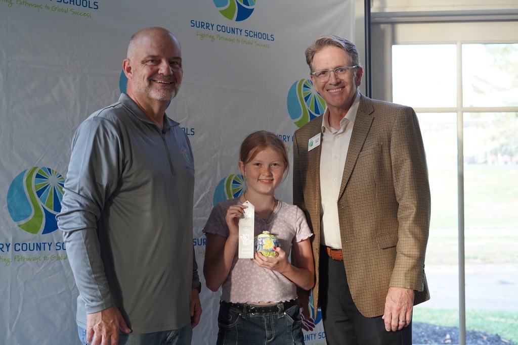 4-5 Three-Dimensional 3rd Place  Arabella Noonkester “Flower Dream”