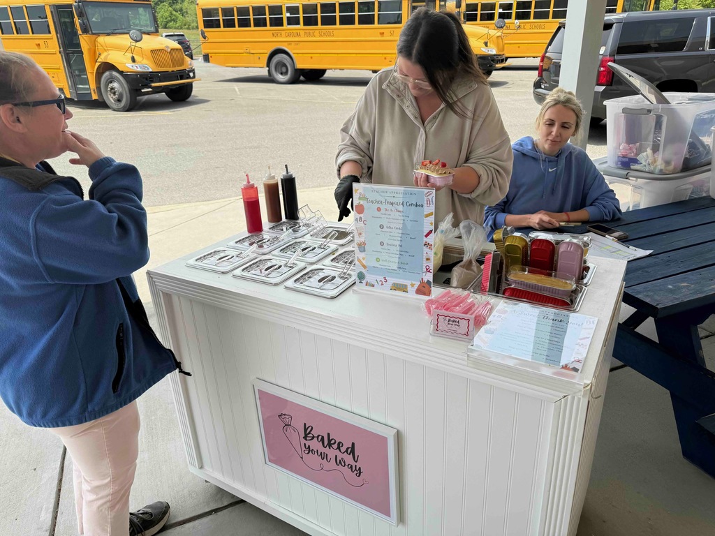 Teacher Appreciation Monday!    Thank you to Mrs. Waters for the cake cart from Baked Your Way.