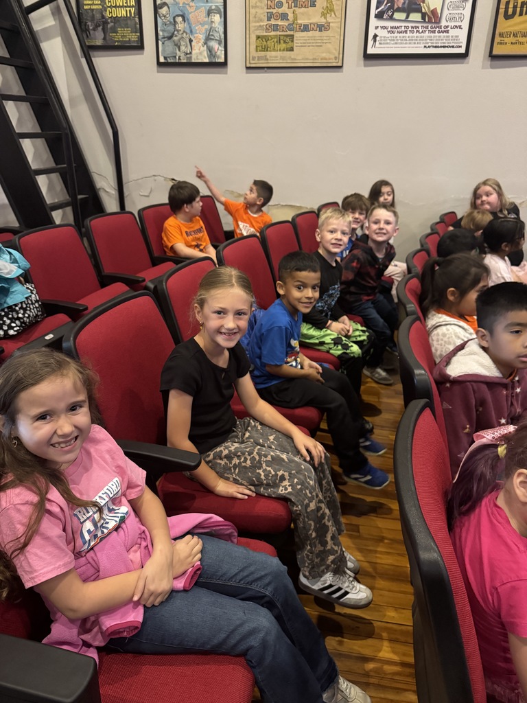 First grade had a wonderful time today seeing Alice in Wonderland Jr. at the Andy Griffith Playhouse! 