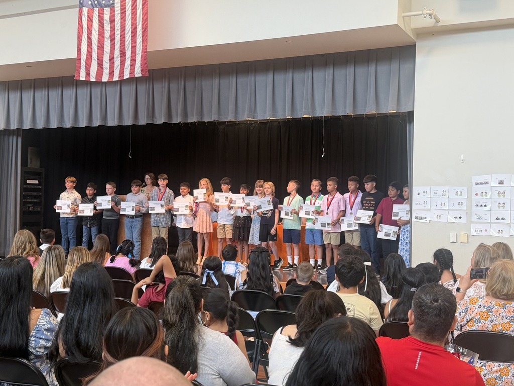To all of our 5th grade students, we are so proud of you and all you have accomplished at Rockford Elementary! As you begin your journey to middle school, we want to wish you the very best of luck and success. Keep working hard, believing in yourselves, and reaching for your goals. We know you will do amazing things! Once a Gator, always a Gator!