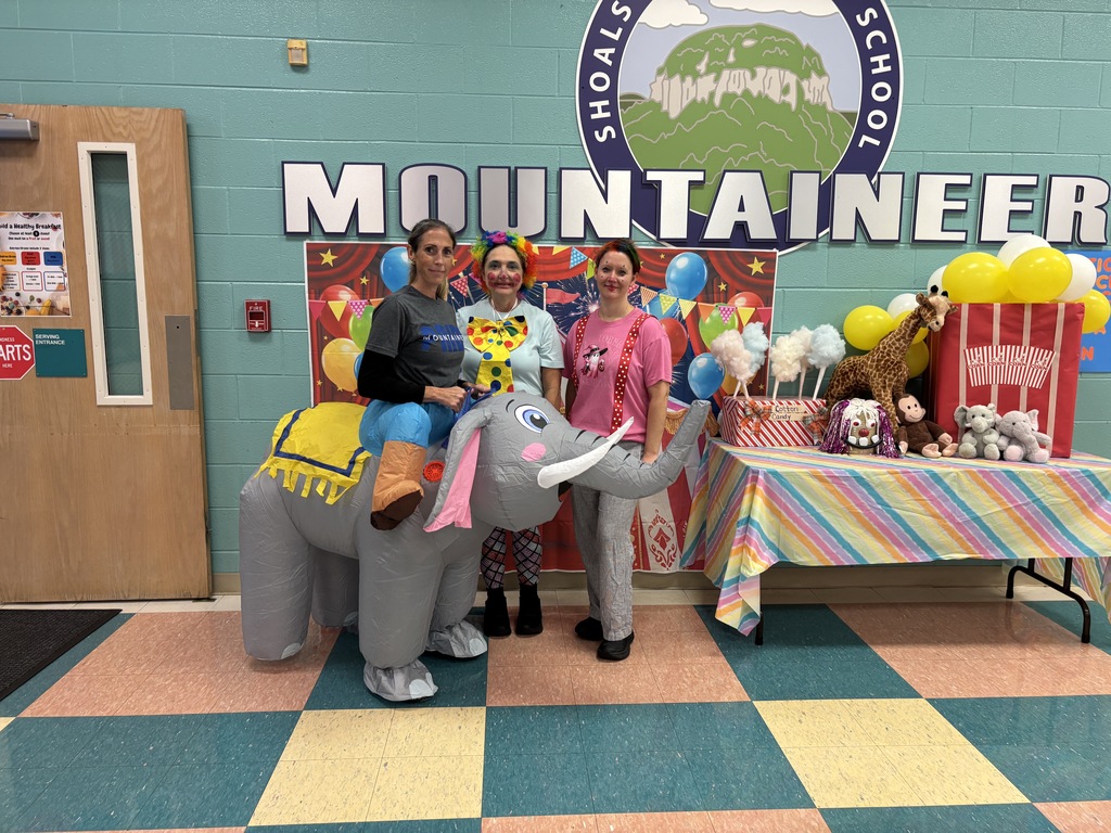 National School Lunch Week, Cafeteria Circus