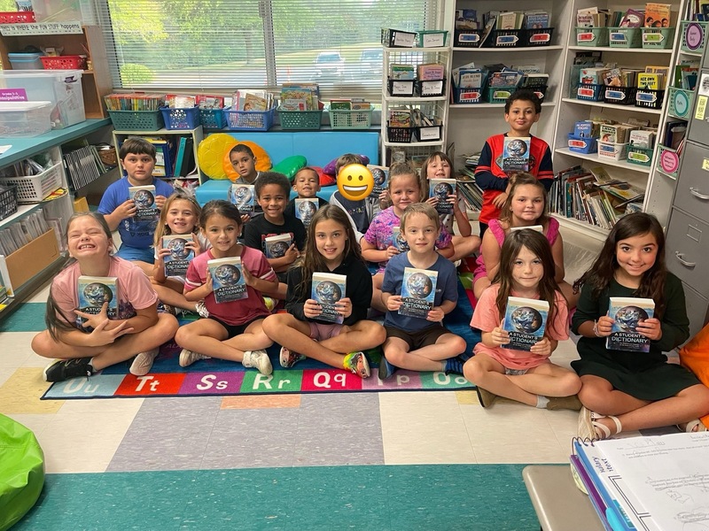 Ruritans donate dictionaries