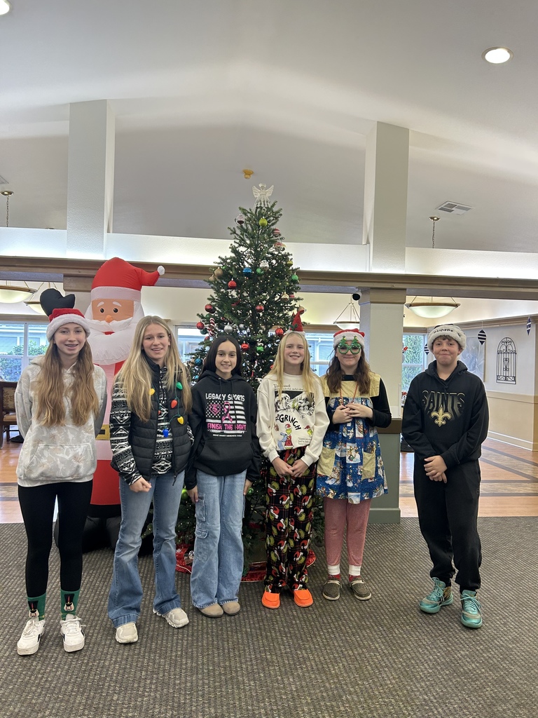 SMS leadership students spreading the holiday cheer.