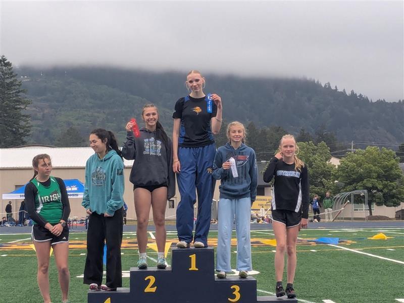 Emma Hunt 5th Place