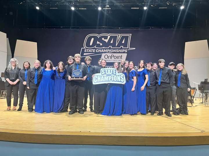 Sutherlin HS Band State Champions