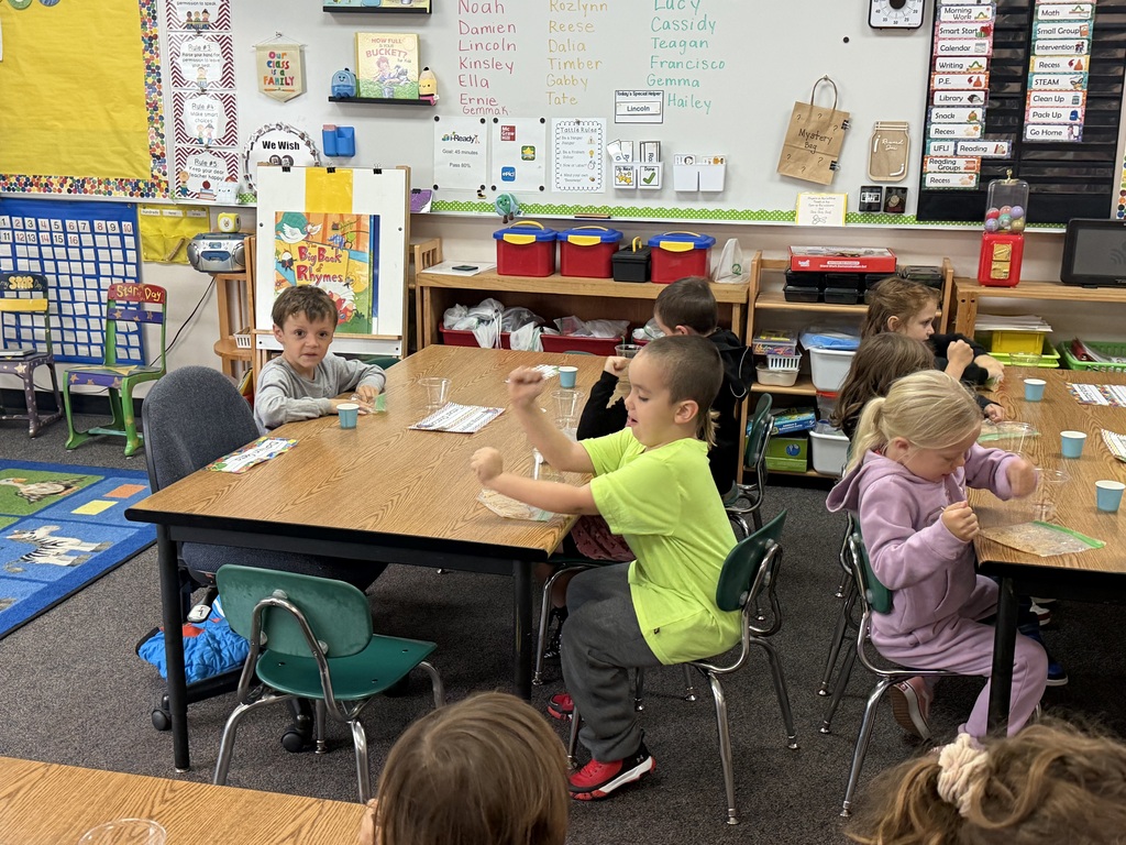Kinder Apple Pie Day