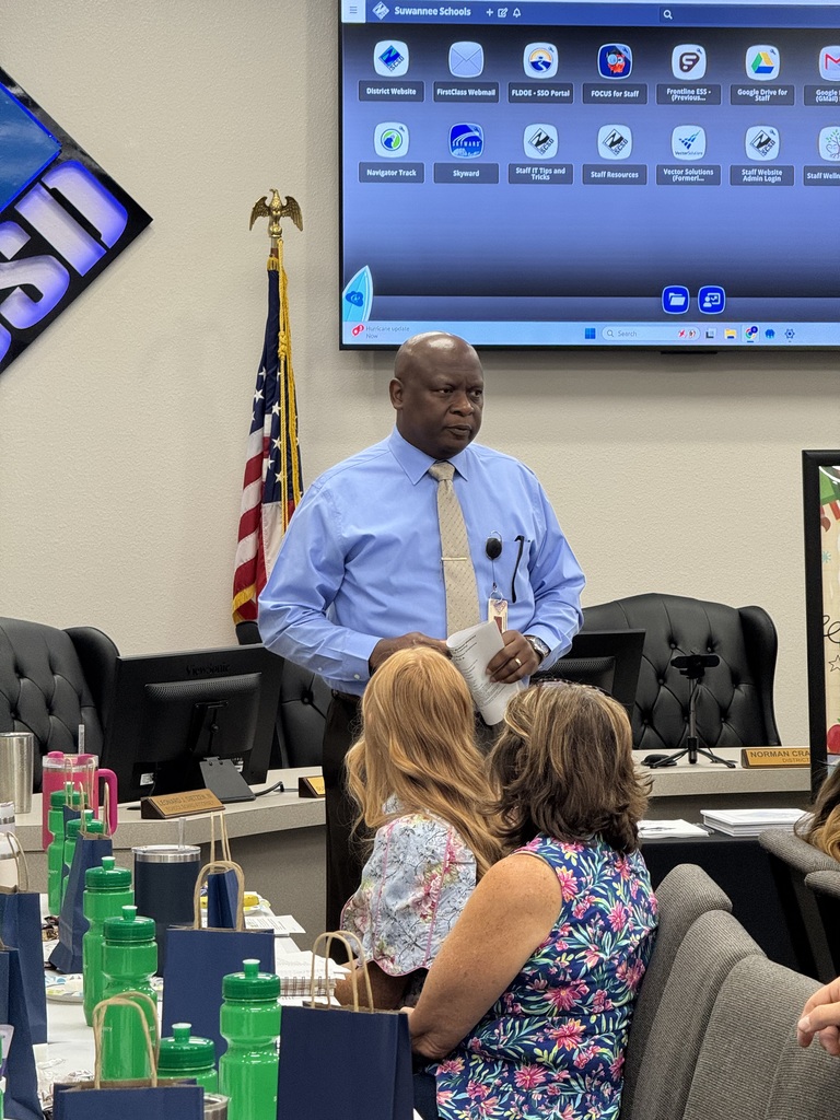 Malcolm Hines Presenting to New Hires