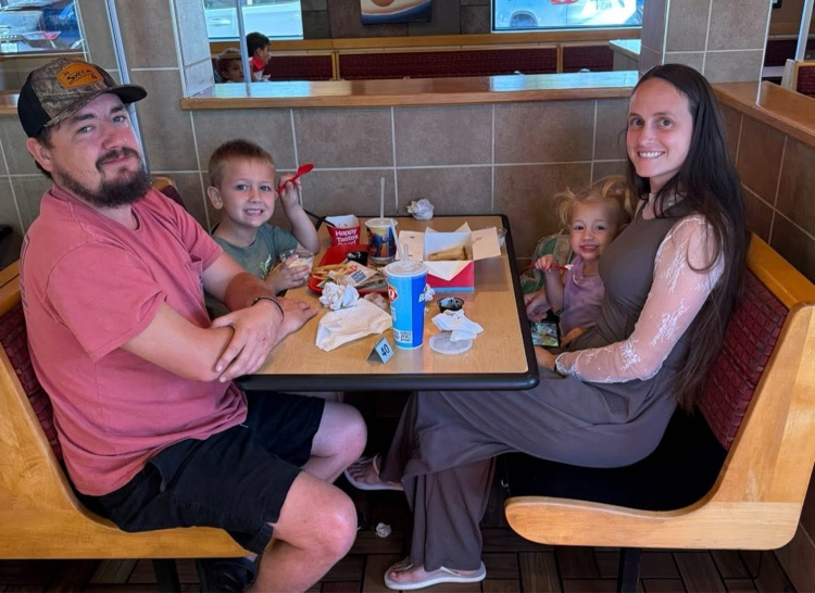 Family enjoying Dairy Queen Night.