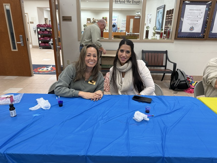 Rotary members serving on Purple Pinkie Day