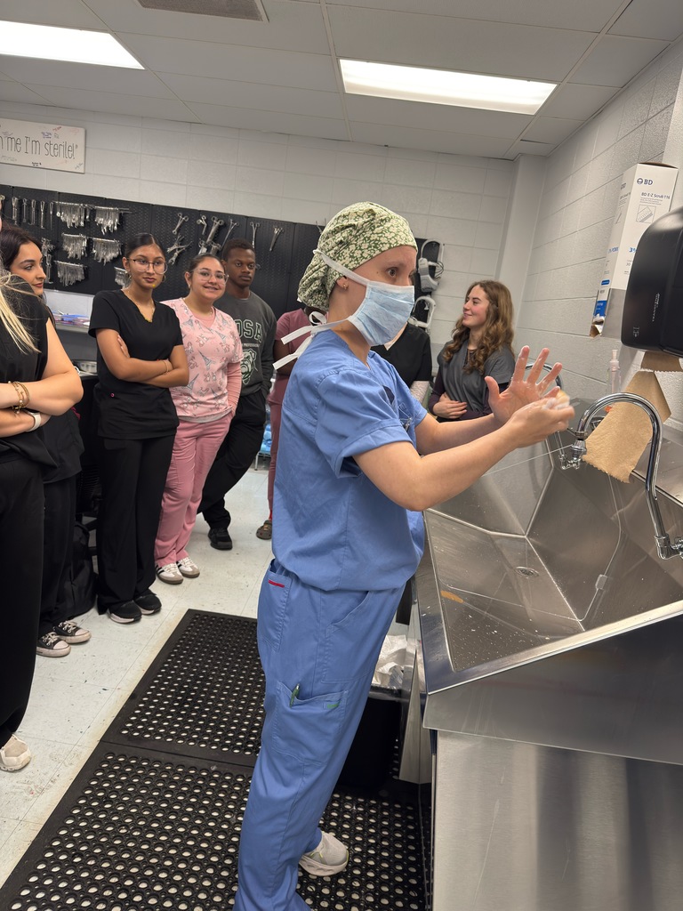 SHS students learning about cleaning hands