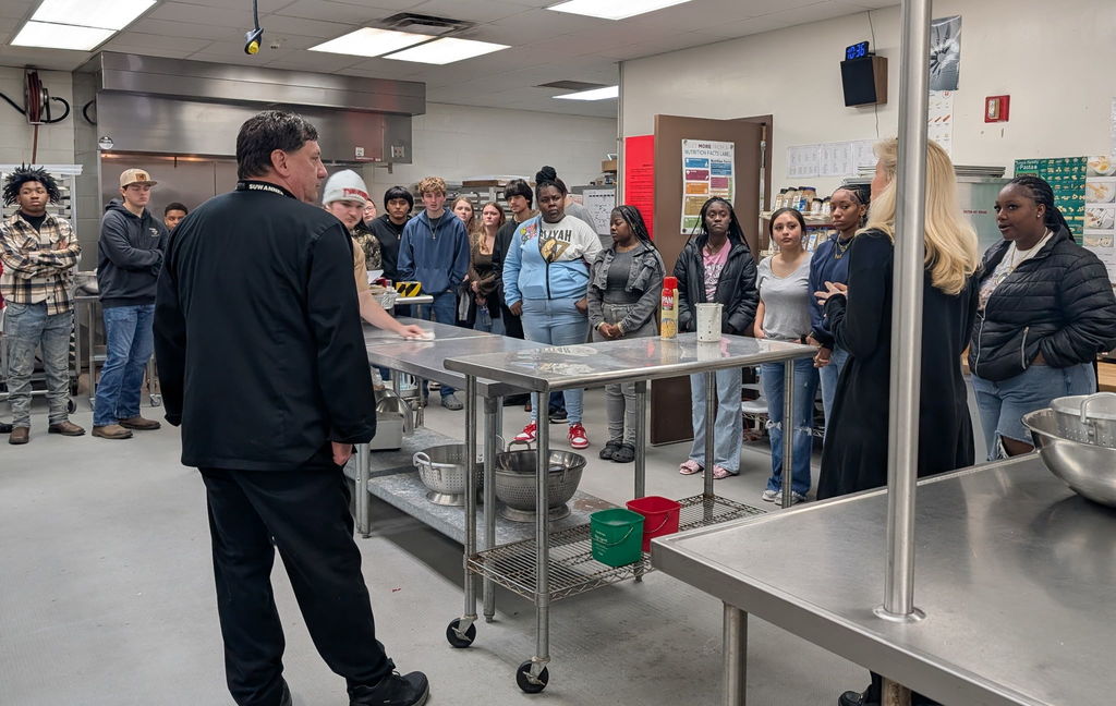 James Madison Tours RTC's Culinary Arts kitchen 