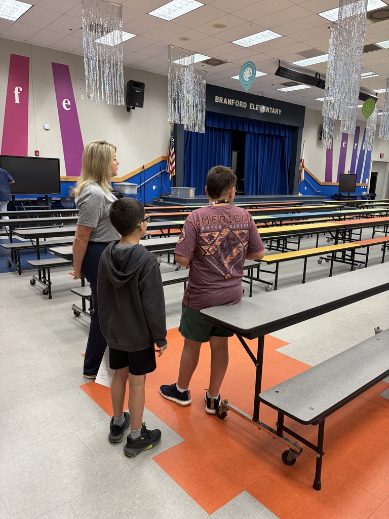 Students with SCSD Board Member Lesley Fry