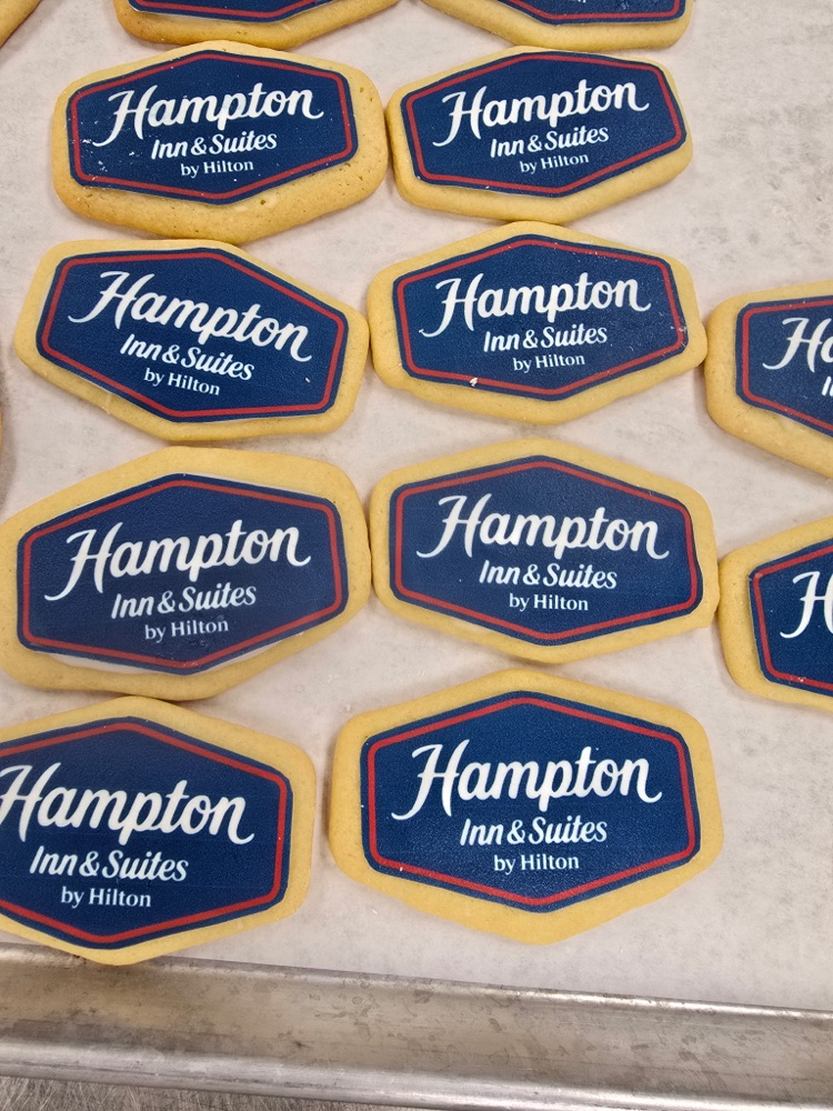 Hampton Inn cookies next to each other 