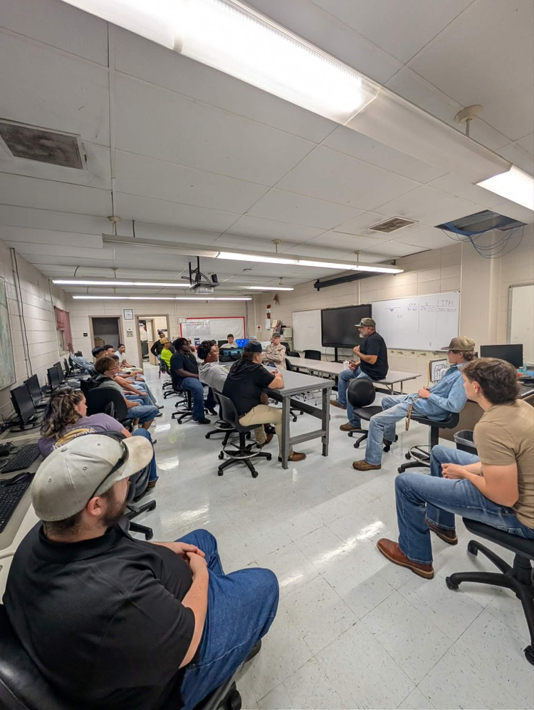 welding students 