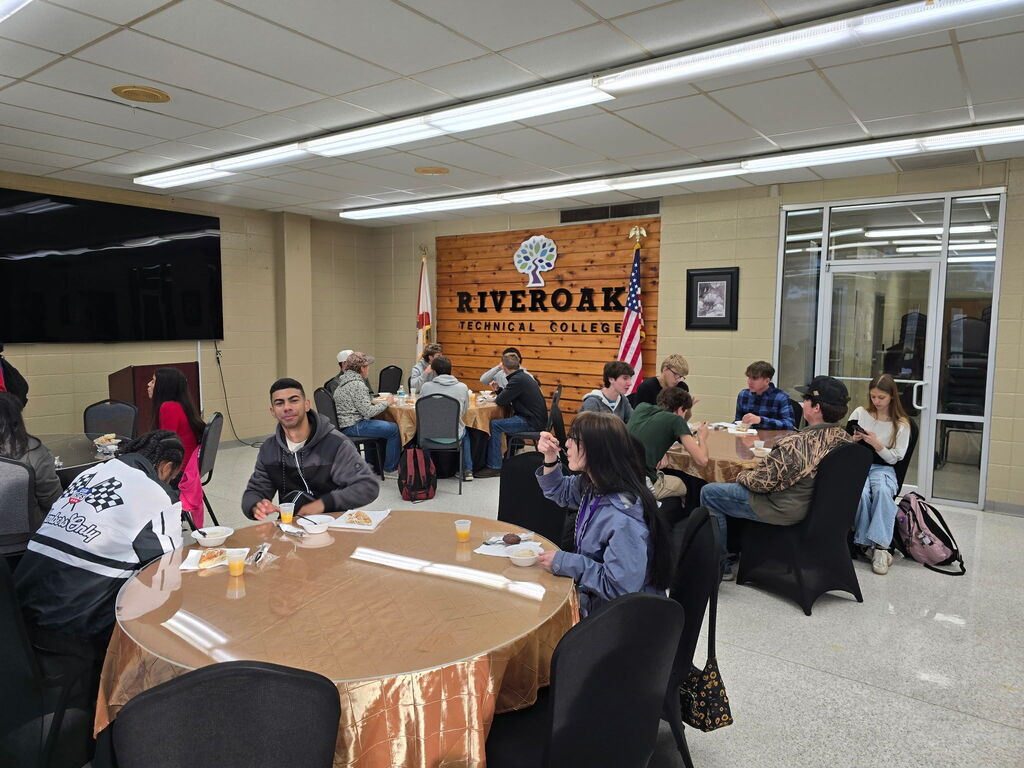 RIVEROAK Dean's list breakfast