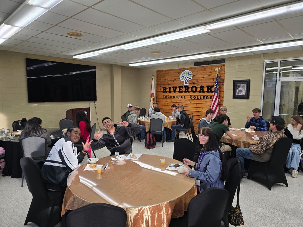RIVEROAK Dean's list breakfast