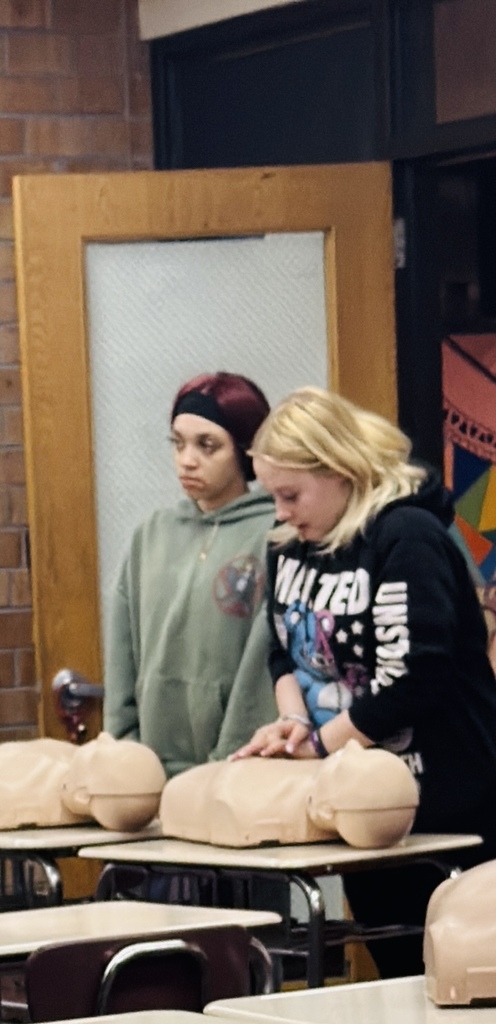 (L to R) Ari Wheeler, Navah Stephenson