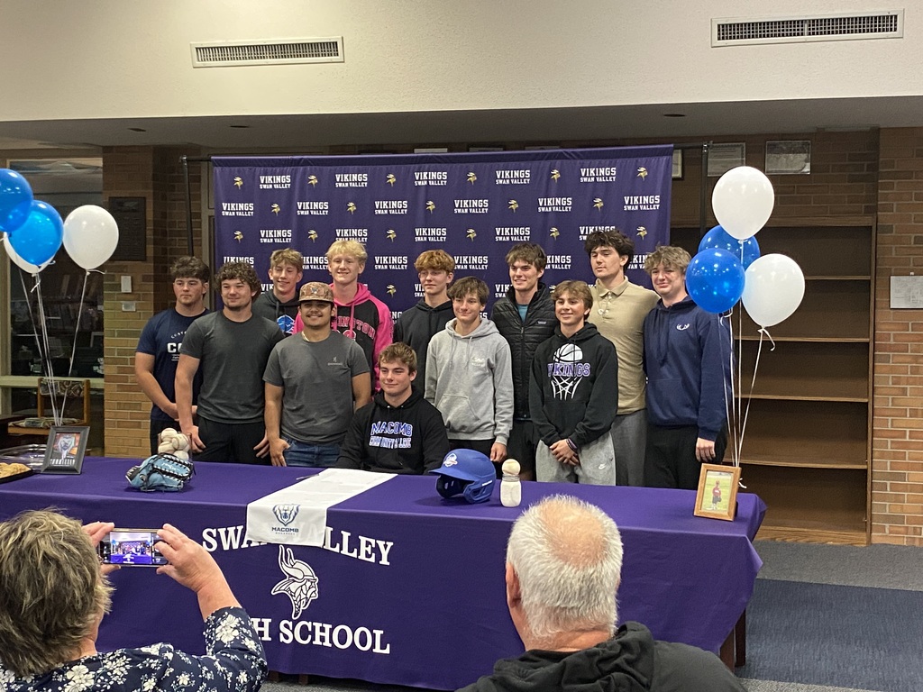 Colton Klein and teammates