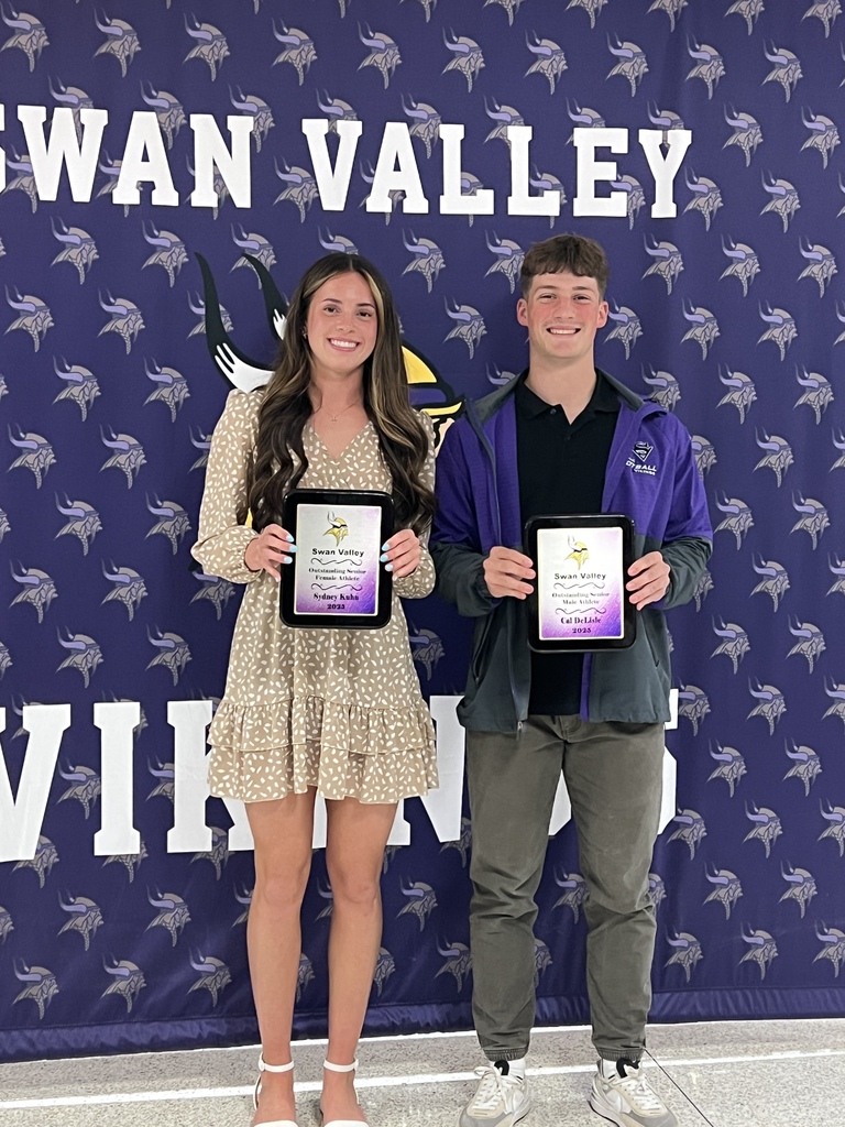 Sydney Kuhn and Cal DeLisle