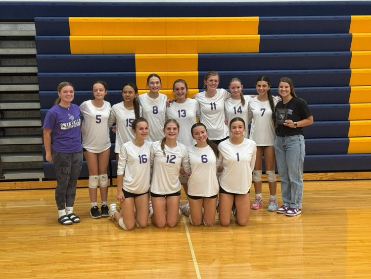 team picture with runner up plaque!