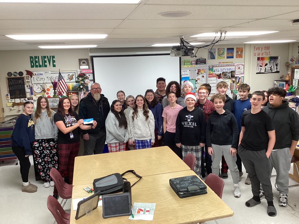 Art students thank Stroebel Automotive