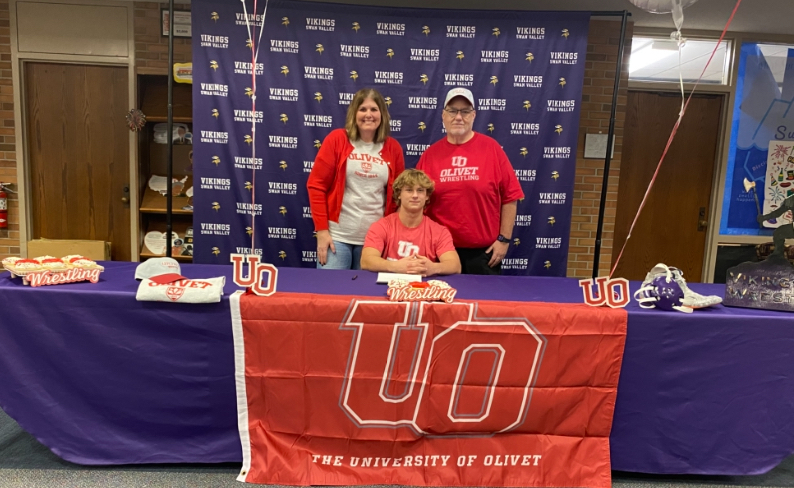 Alex Schram and parents