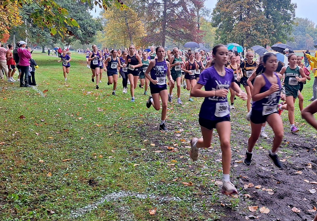 Ladies Race for middle school cross country.