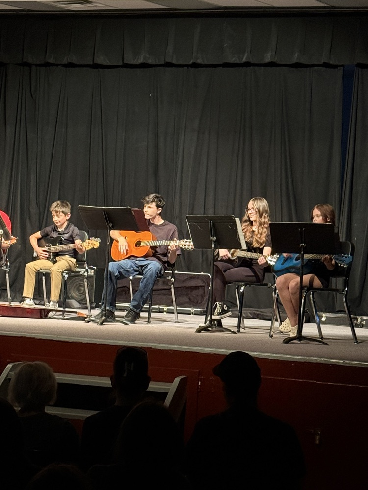 6th grade guitar class