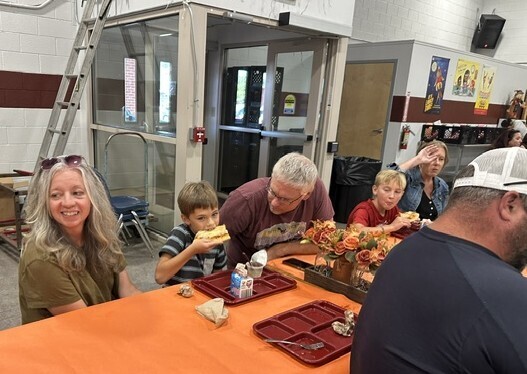 2nd Grade Family Lunch