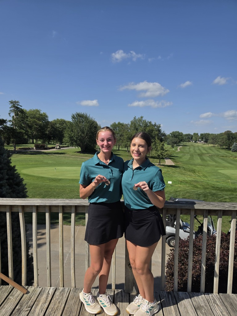 two medalists from the syracuse invite